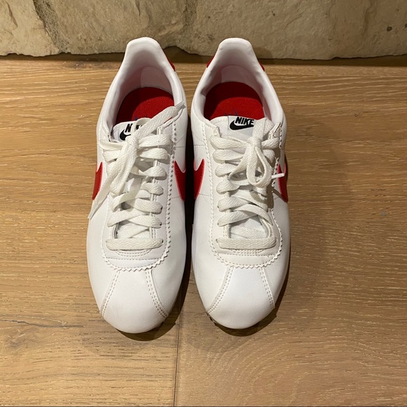 Nike Cortez White - Picture 1 of 6